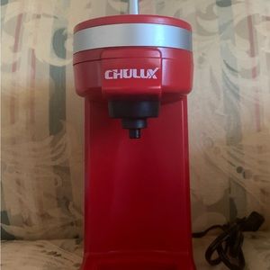 EUC Chulux Single-Serve, 12-Ounce Cup Coffee Maker, Red & Silver, Used 2 Times.